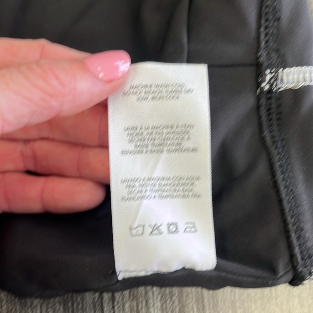 WeWoreWhat sports bra. Size S - Picture 5 of 7